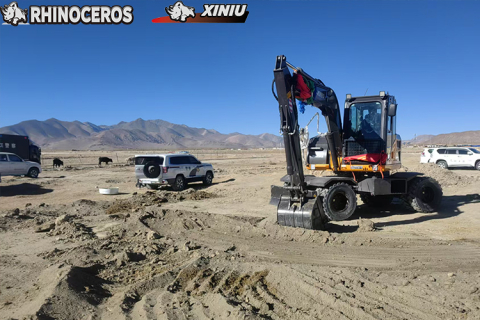 Penggali Roda Rhinoceros